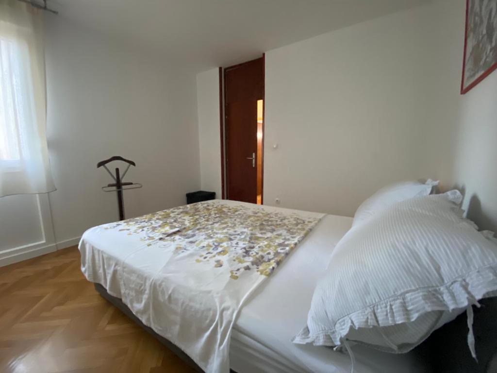 2 Bedroom Apartment/Parking/Market Σπλιτ Εξωτερικό φωτογραφία