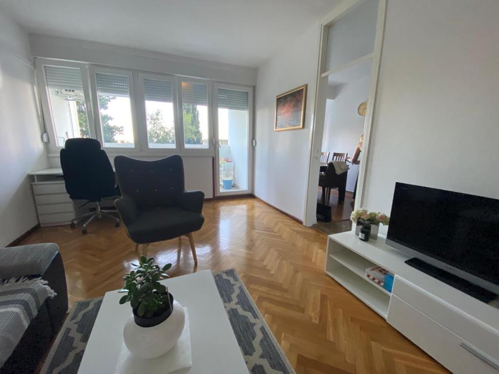 2 Bedroom Apartment/Parking/Market Σπλιτ Εξωτερικό φωτογραφία