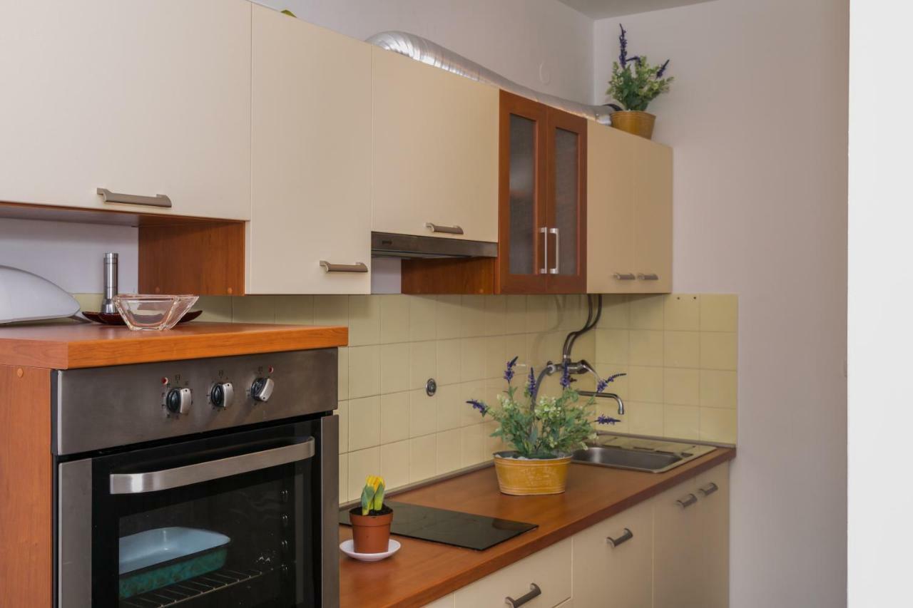 2 Bedroom Apartment/Parking/Market Σπλιτ Εξωτερικό φωτογραφία